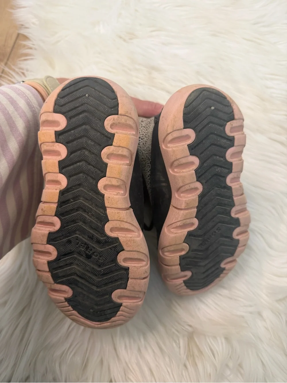 Sorel Kids Leopard-Print Snow Boots in Pink and Black Size 10C